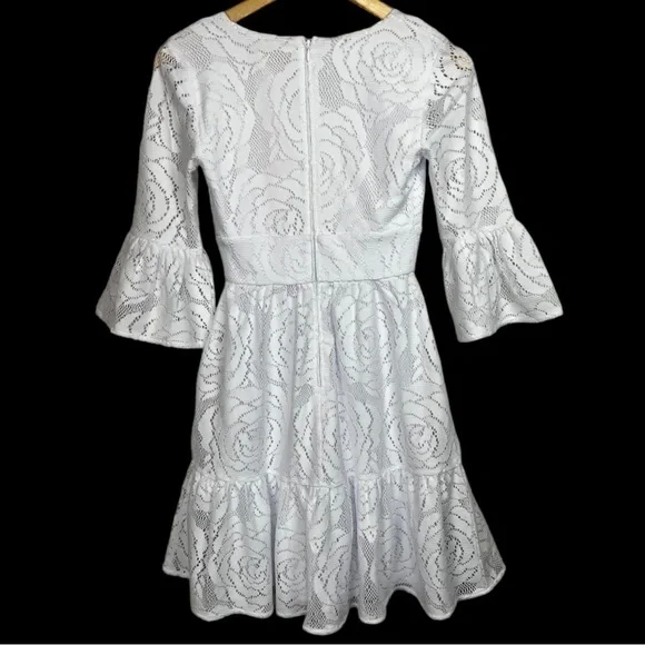 Lilly Pulitzer Resort White Cecilia Dress Bungalow Blossom Lace, Size 00… - Picture 3 of 8